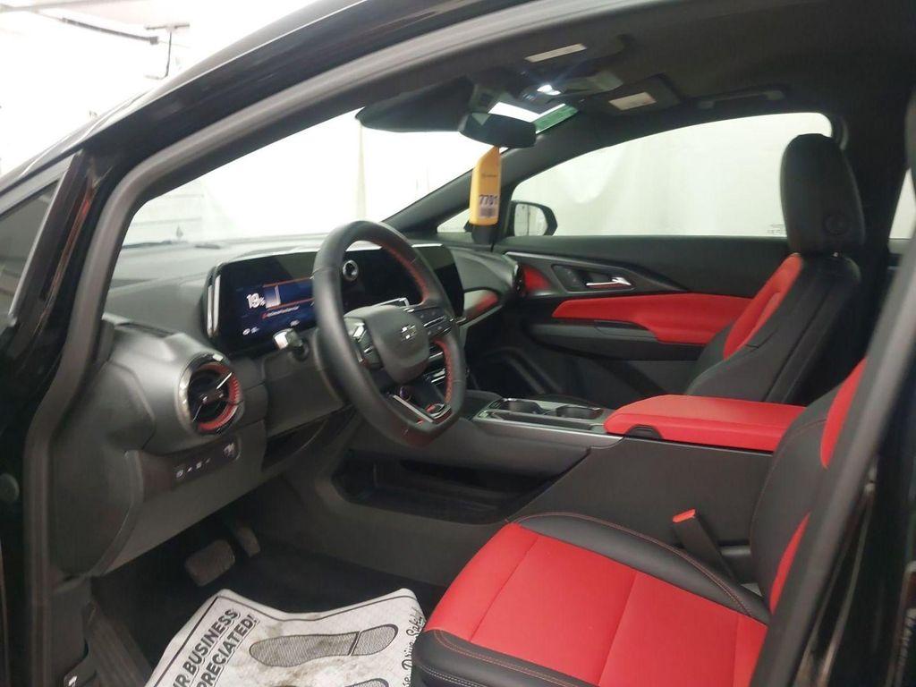 used 2025 Chevrolet Equinox EV car, priced at $25,795