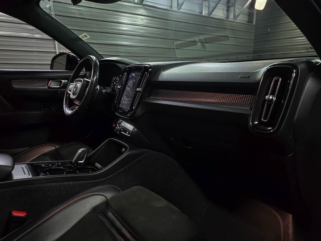 used 2020 Volvo XC40 car, priced at $20,495