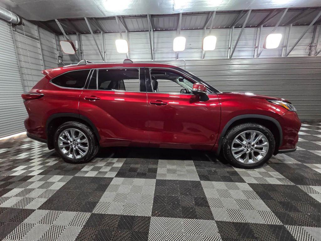 used 2020 Toyota Highlander car, priced at $31,495
