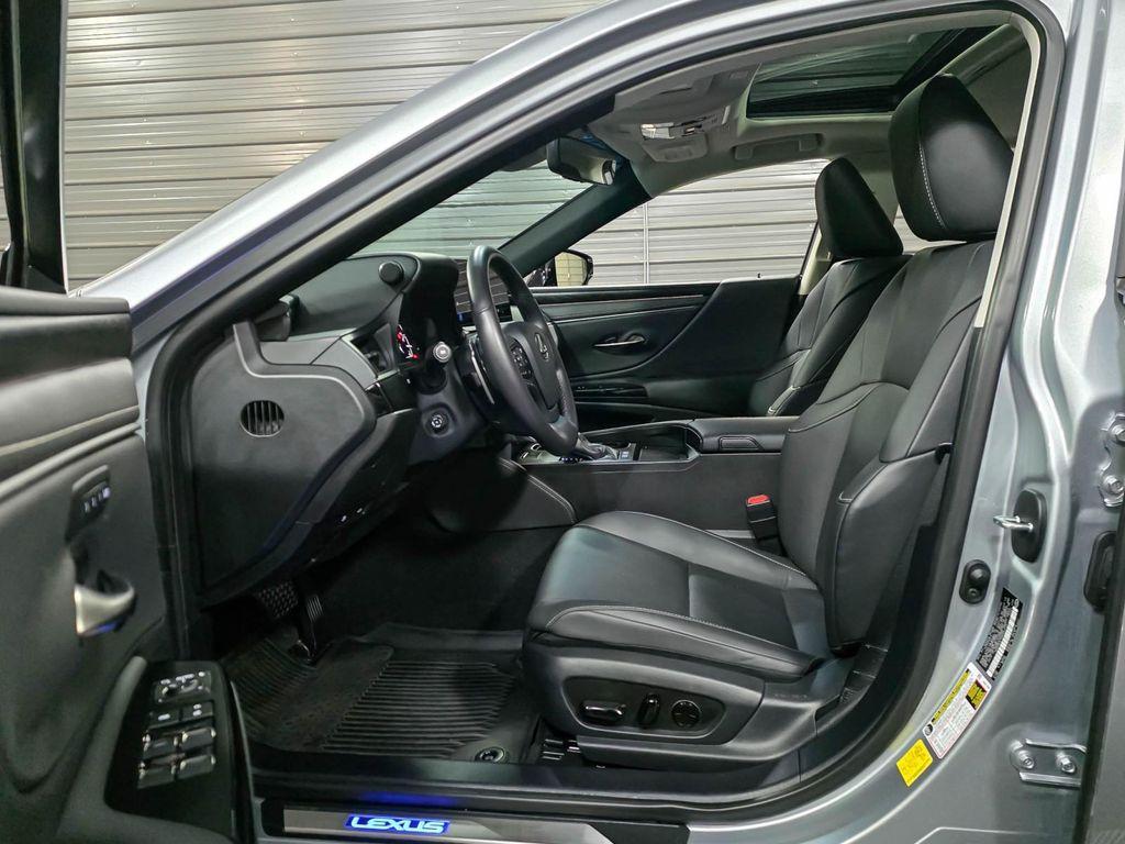 used 2024 Lexus ES 300h car, priced at $41,495
