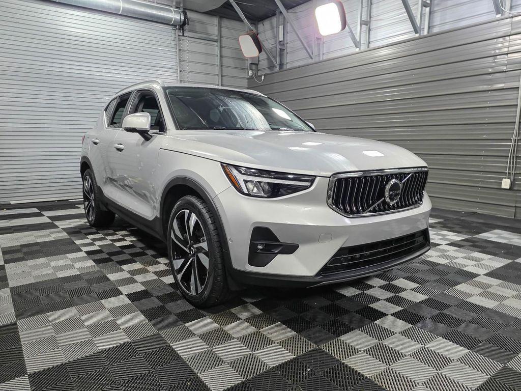 used 2023 Volvo XC40 car, priced at $30,395