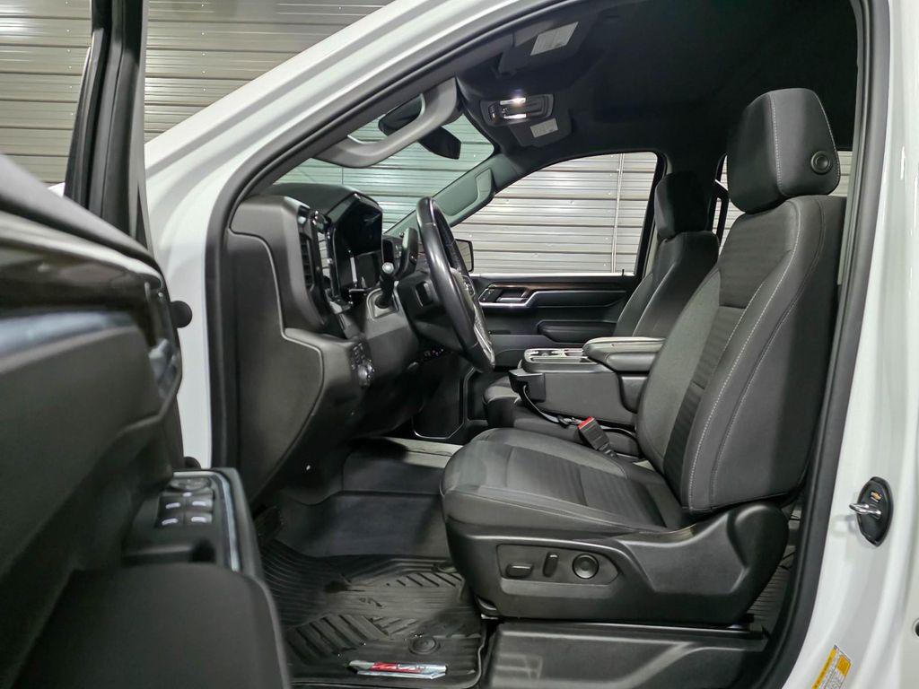 used 2022 Chevrolet Silverado 1500 car, priced at $37,595