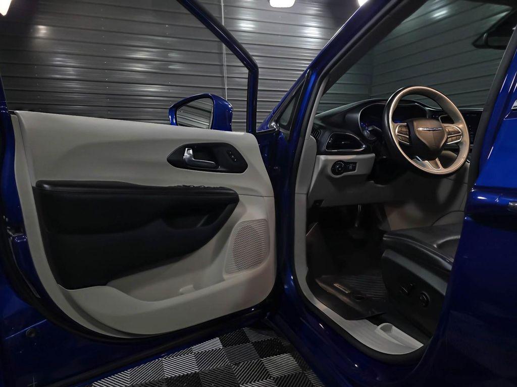 used 2020 Chrysler Pacifica car, priced at $27,695