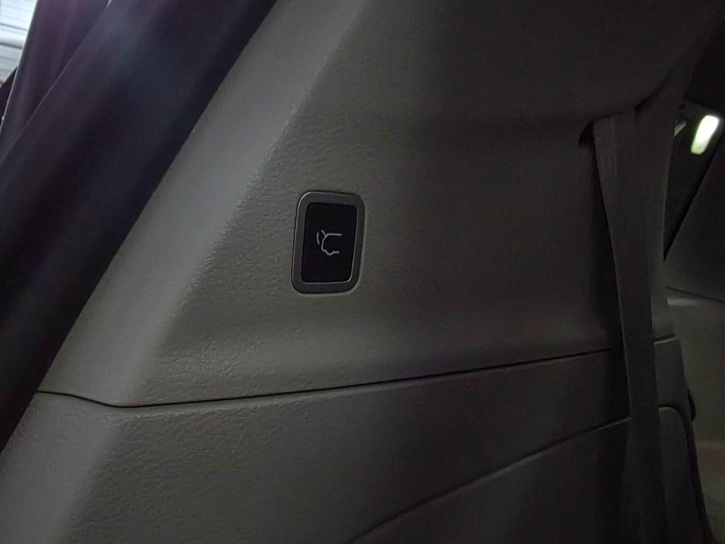 used 2020 Chrysler Pacifica car, priced at $27,695