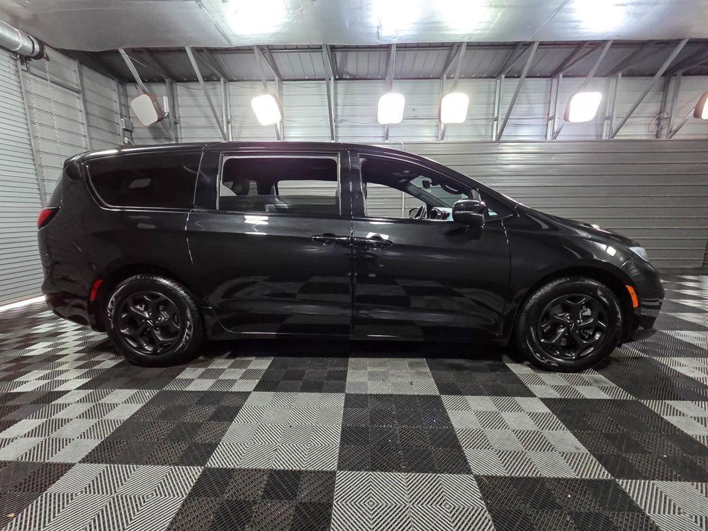 used 2023 Chrysler Pacifica Hybrid car, priced at $29,195