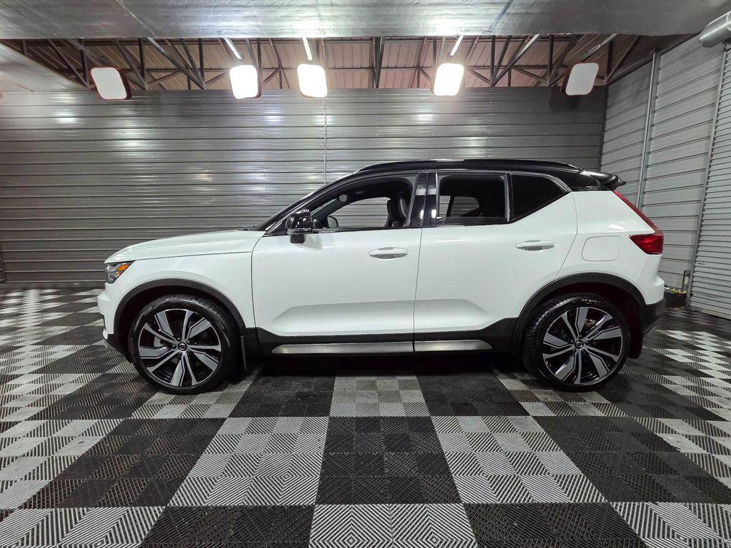 used 2021 Volvo XC40 car, priced at $21,595