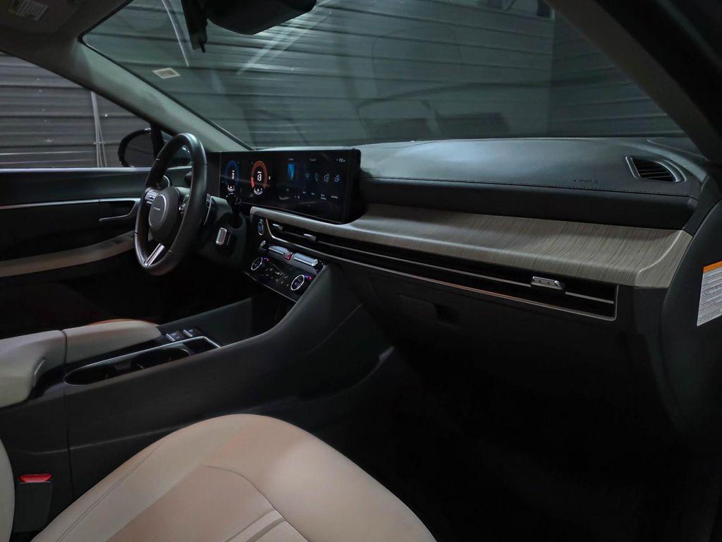 used 2024 Hyundai Sonata Hybrid car, priced at $23,395