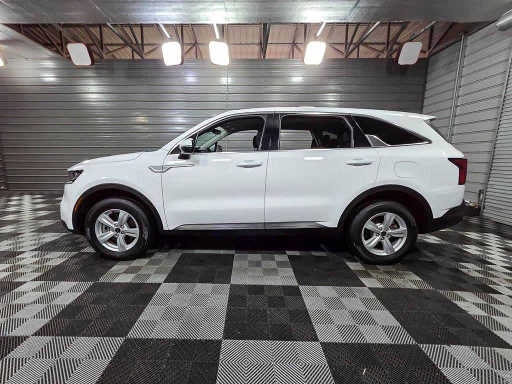 used 2023 Kia Sorento car, priced at $20,395