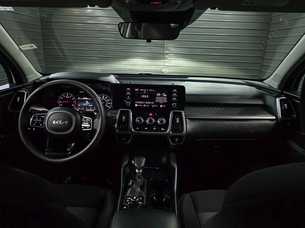 used 2023 Kia Sorento car, priced at $20,395