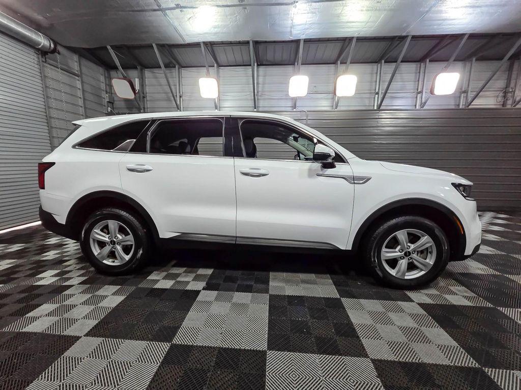 used 2023 Kia Sorento car, priced at $20,395