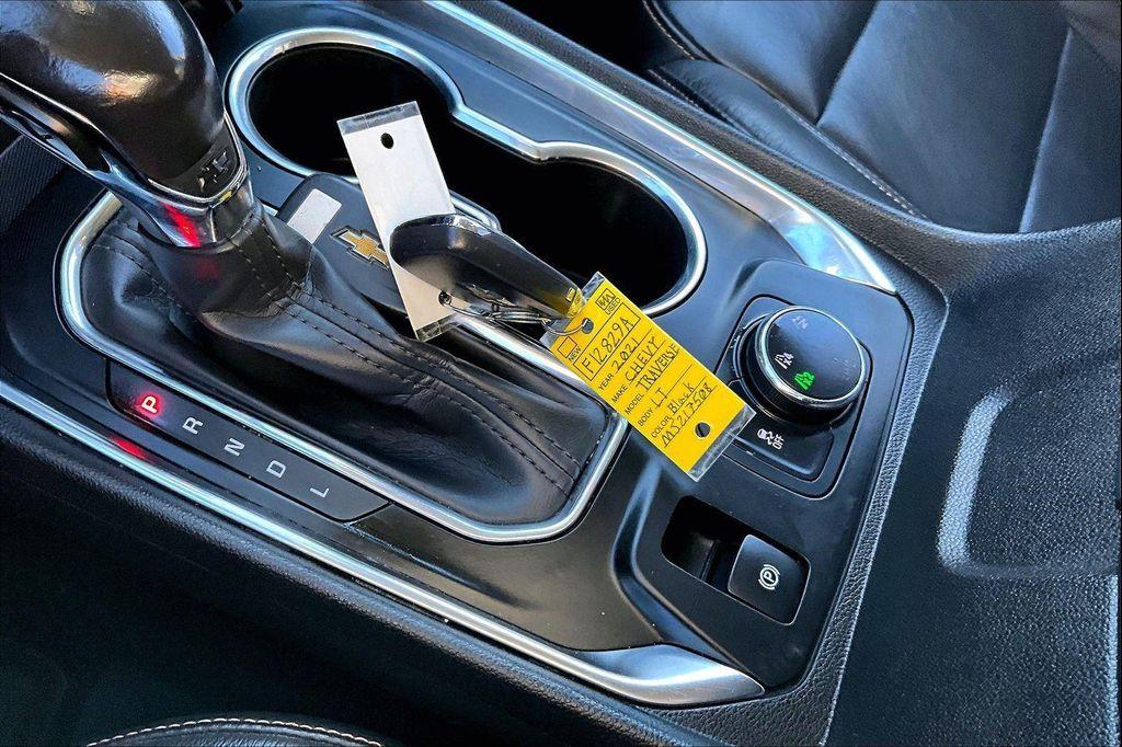 used 2021 Chevrolet Traverse car, priced at $19,344