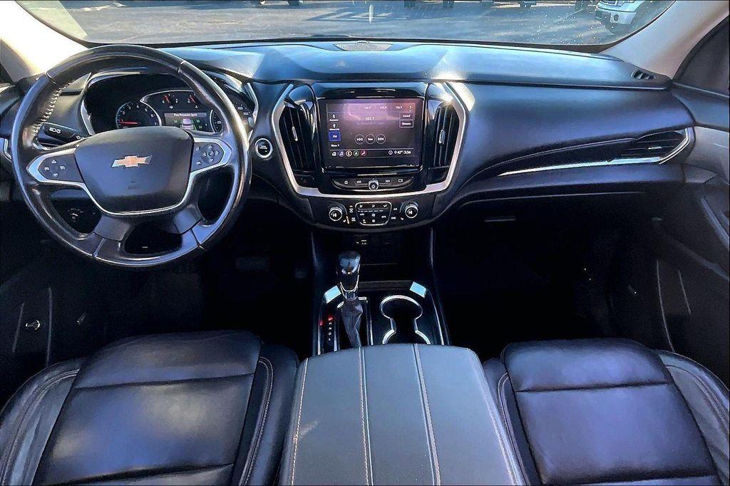 used 2021 Chevrolet Traverse car, priced at $19,344