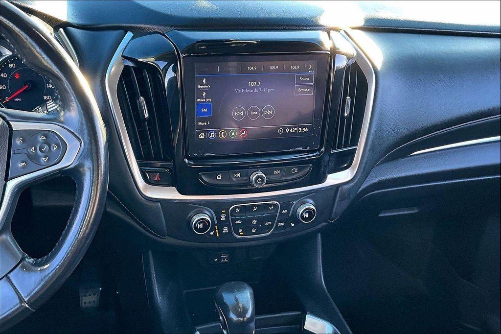 used 2021 Chevrolet Traverse car, priced at $19,344
