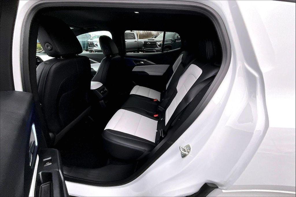 new 2026 Chevrolet Equinox EV car, priced at $40,610