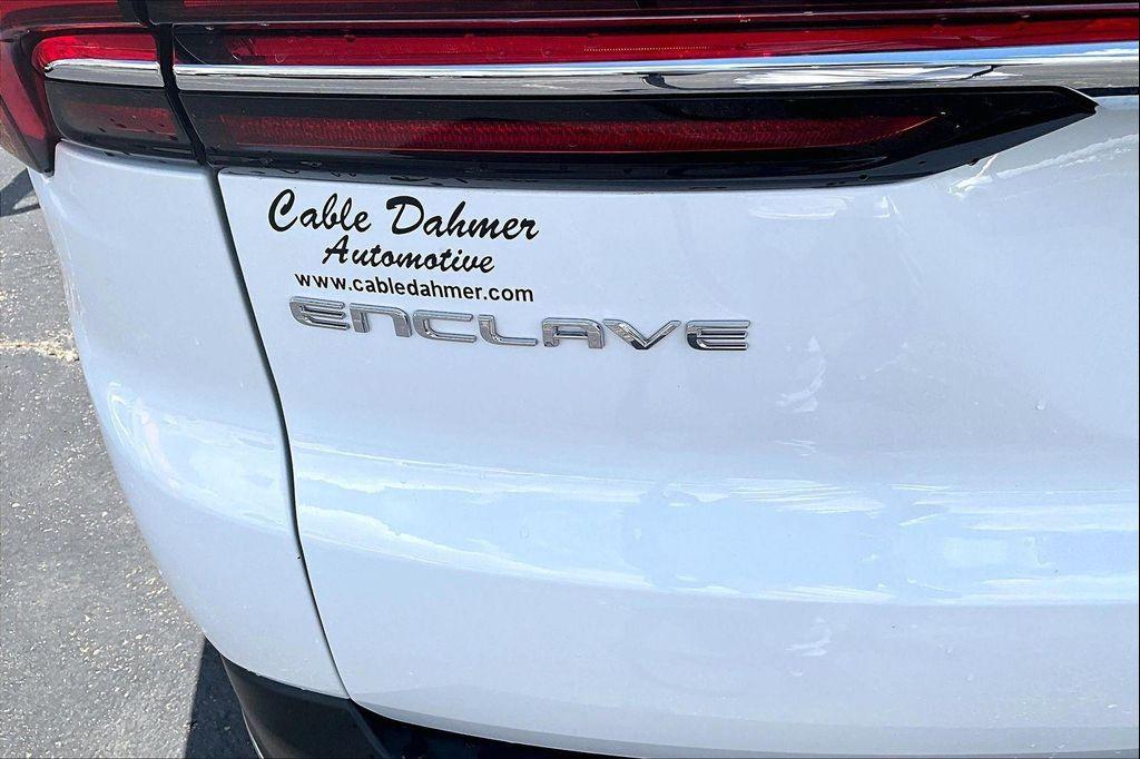 used 2025 Buick Enclave car, priced at $36,170