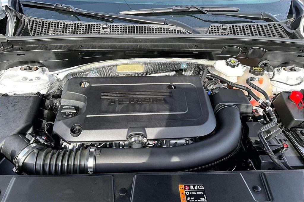 used 2025 Buick Envision car, priced at $24,858