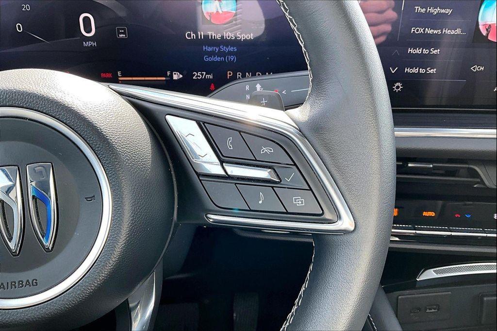 used 2025 Buick Envision car, priced at $24,858