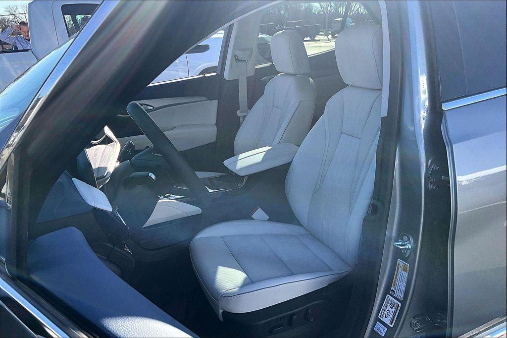 new 2026 Buick Envision car, priced at $52,245