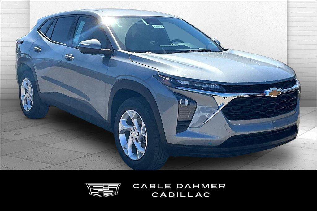 new 2026 Chevrolet Trax car, priced at $25,405