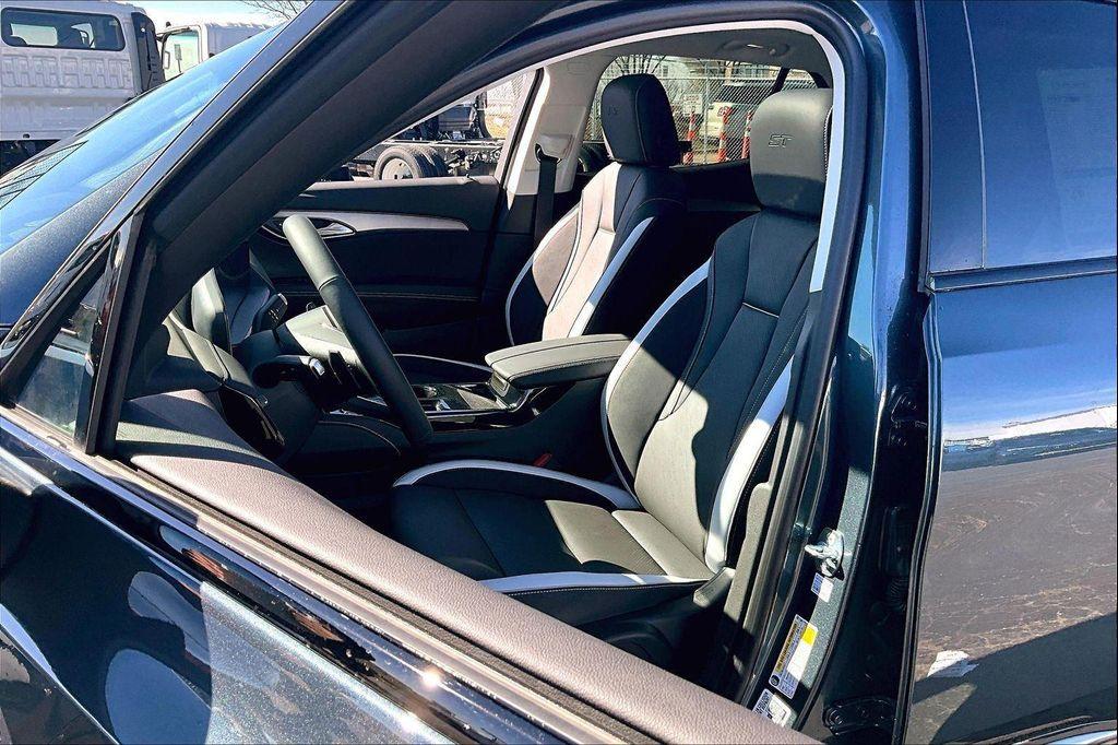 new 2026 Buick Envision car, priced at $48,385