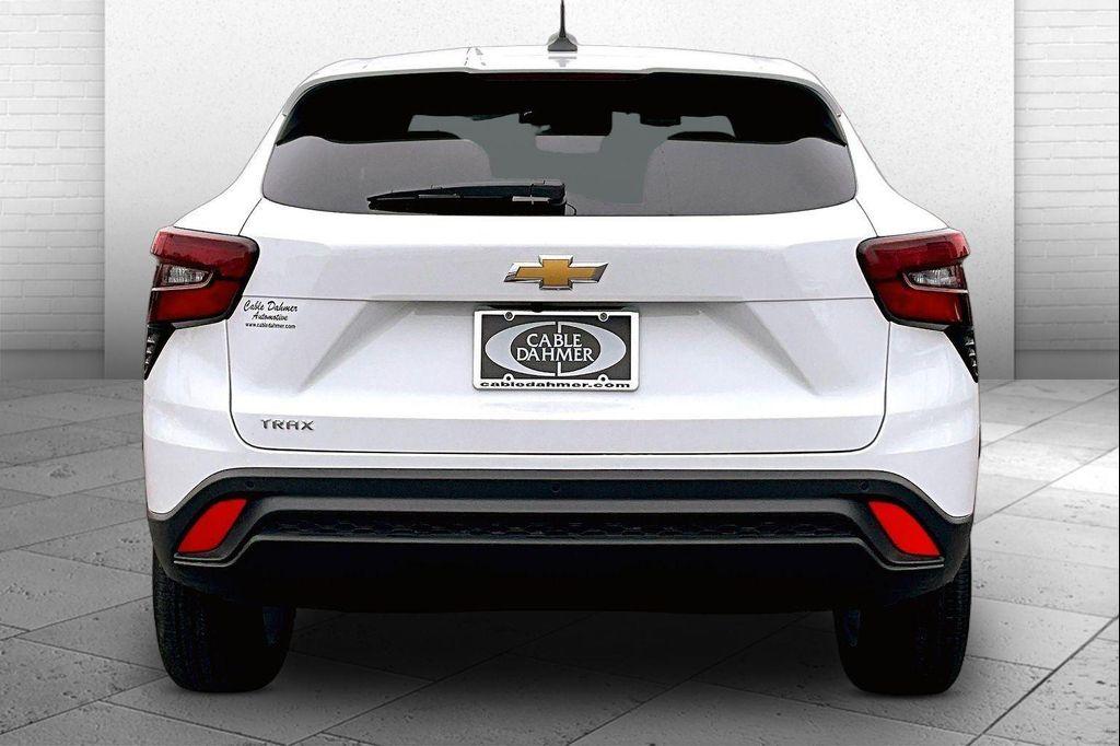 new 2026 Chevrolet Trax car, priced at $25,405