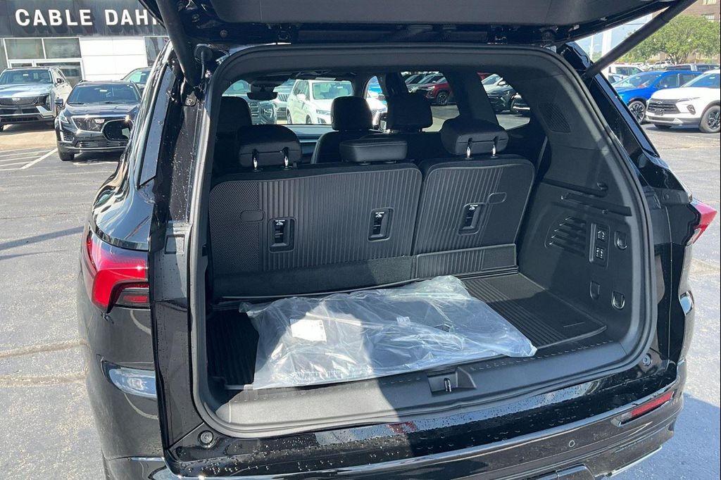 new 2026 Buick Enclave car, priced at $50,325