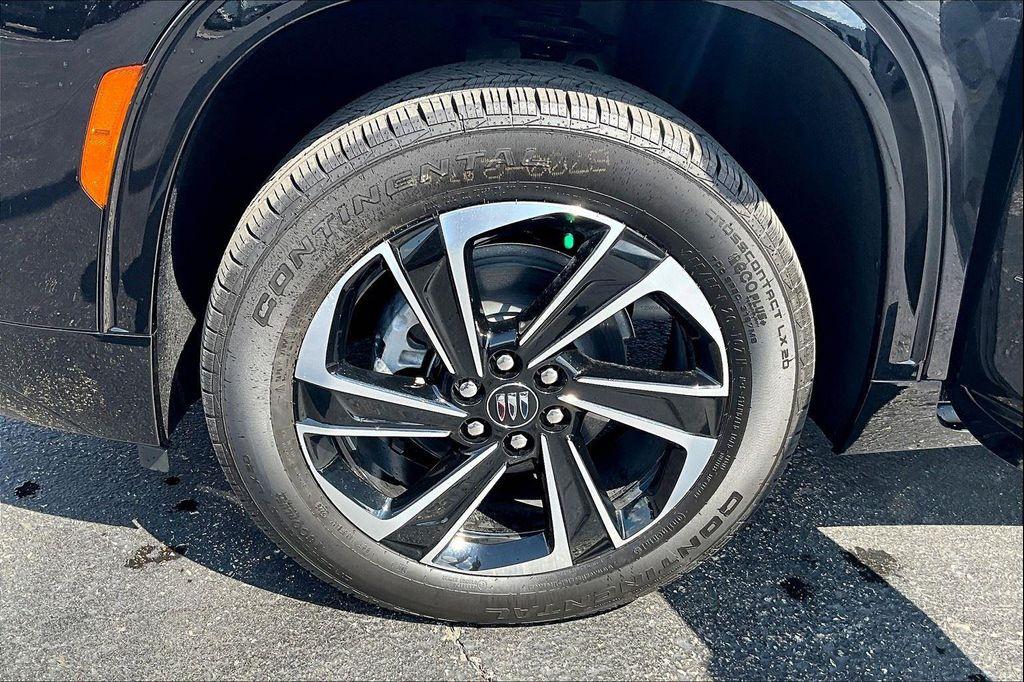 new 2026 Buick Enclave car, priced at $50,325