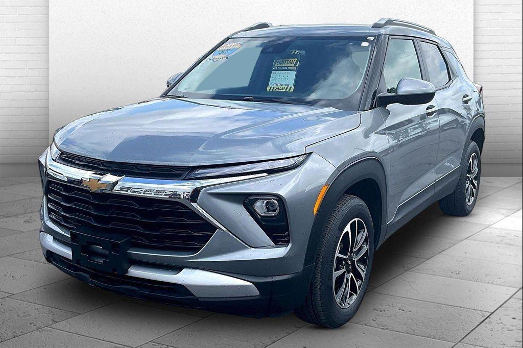used 2025 Chevrolet TrailBlazer car, priced at $23,690