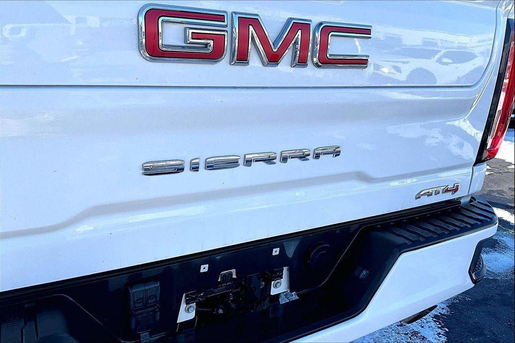 used 2023 GMC Sierra 2500 car, priced at $38,242
