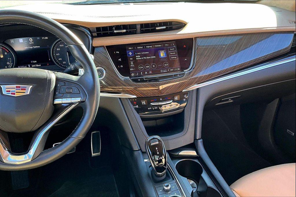 used 2024 Cadillac XT6 car, priced at $45,293