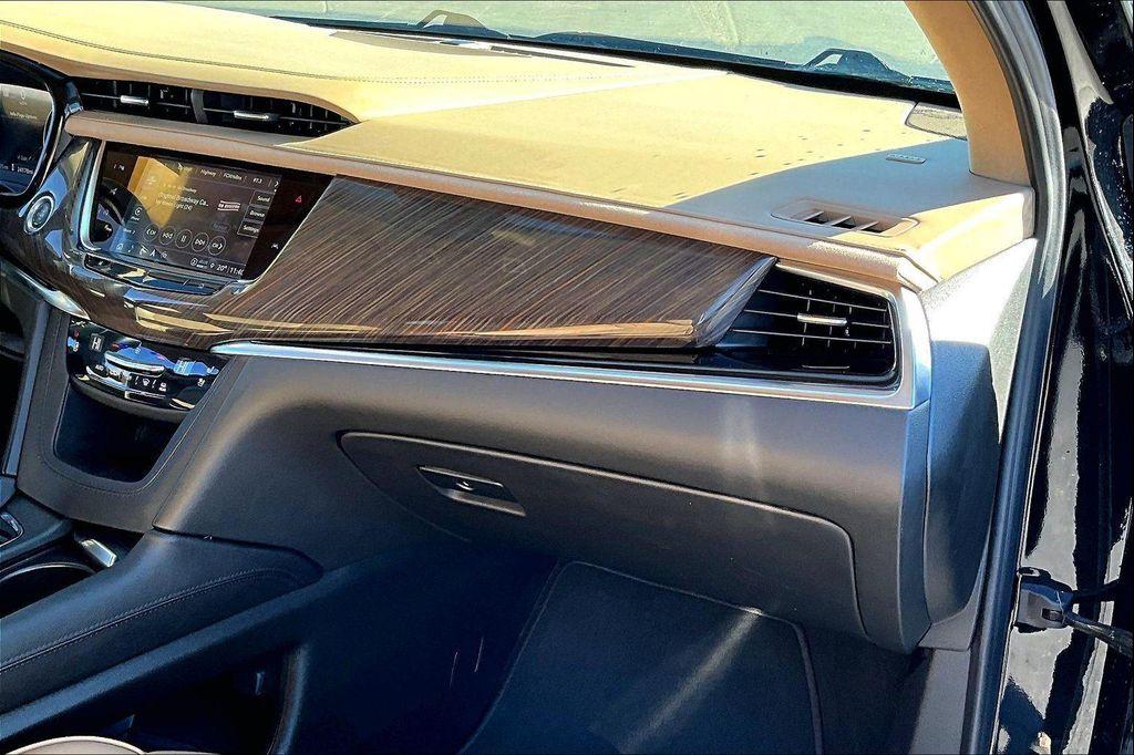 used 2024 Cadillac XT6 car, priced at $45,293