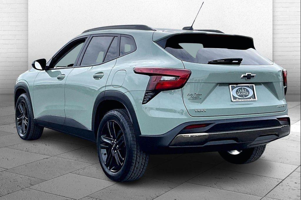 used 2024 Chevrolet Trax car, priced at $21,718