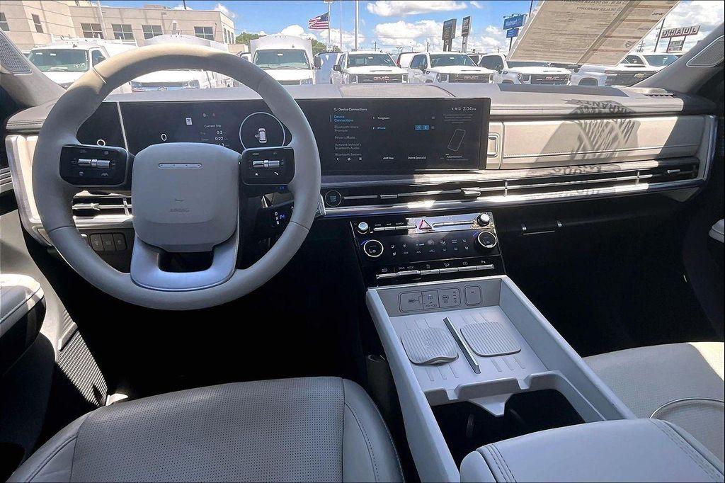 used 2024 Hyundai Santa Fe car, priced at $32,005