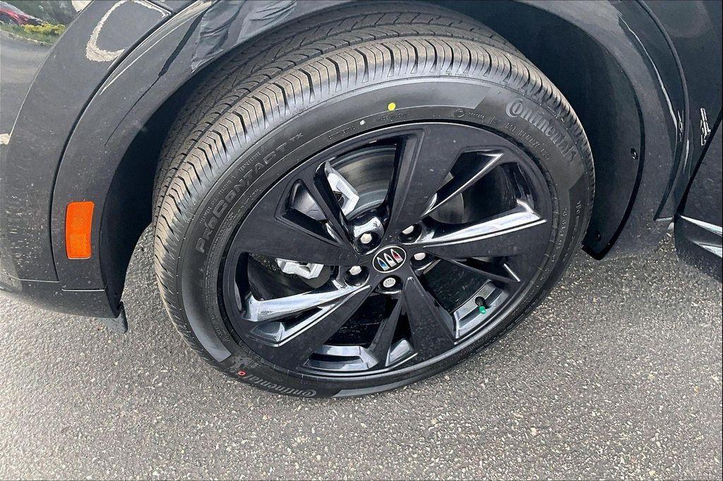 new 2026 Buick Envision car, priced at $50,084