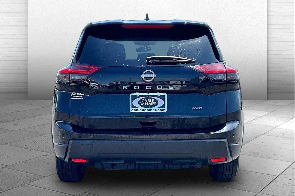 used 2025 Nissan Rogue car, priced at $22,259