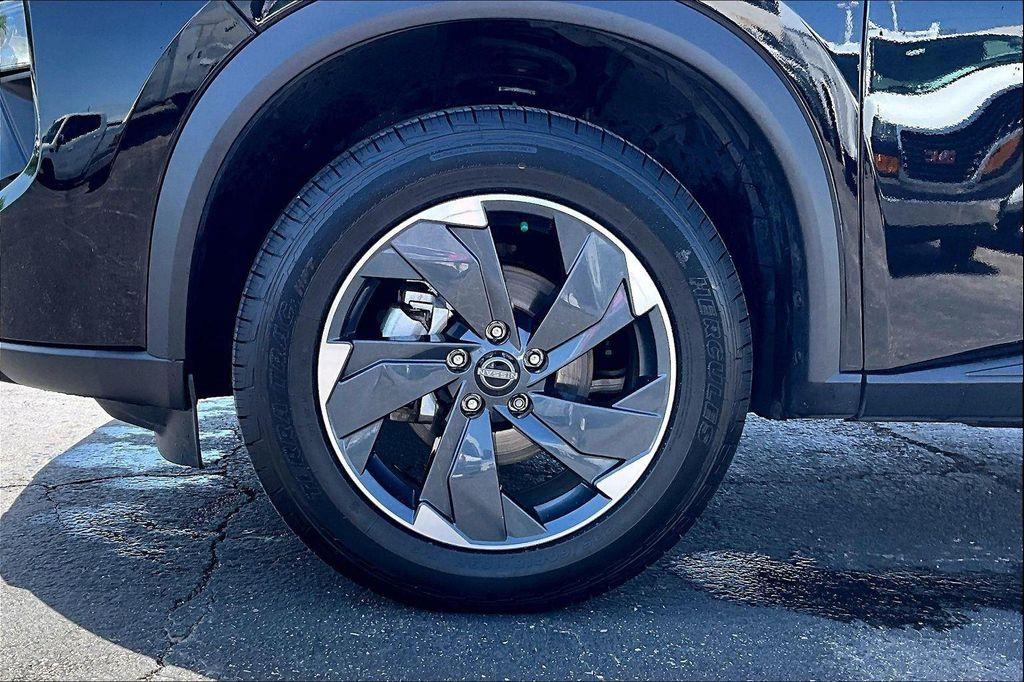 used 2025 Nissan Rogue car, priced at $22,259