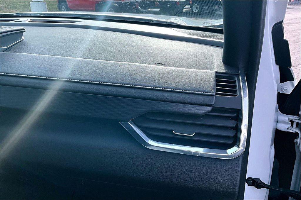 used 2024 GMC Acadia car, priced at $35,173