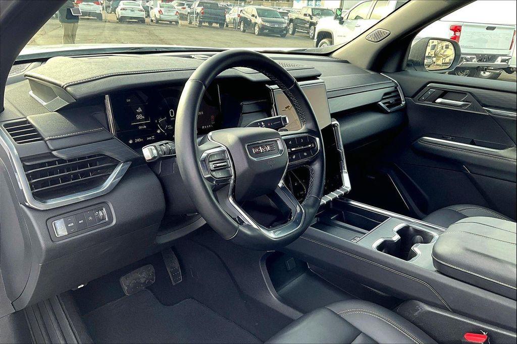 used 2024 GMC Acadia car, priced at $35,173
