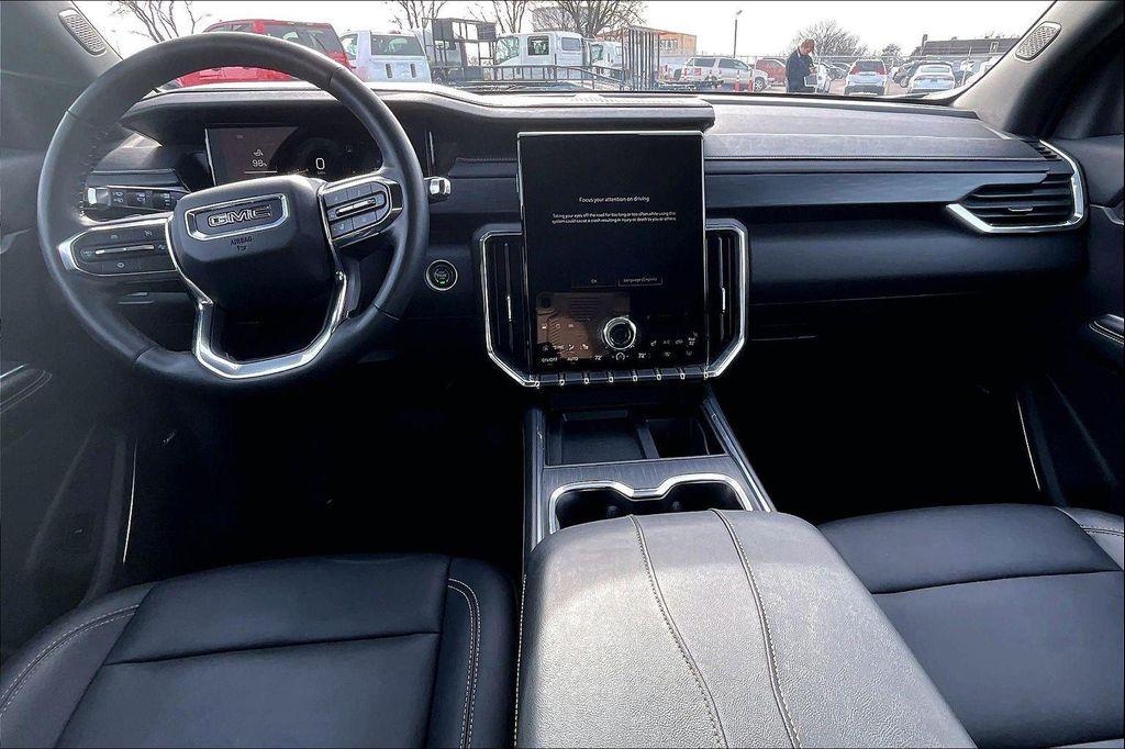 used 2024 GMC Acadia car, priced at $35,173