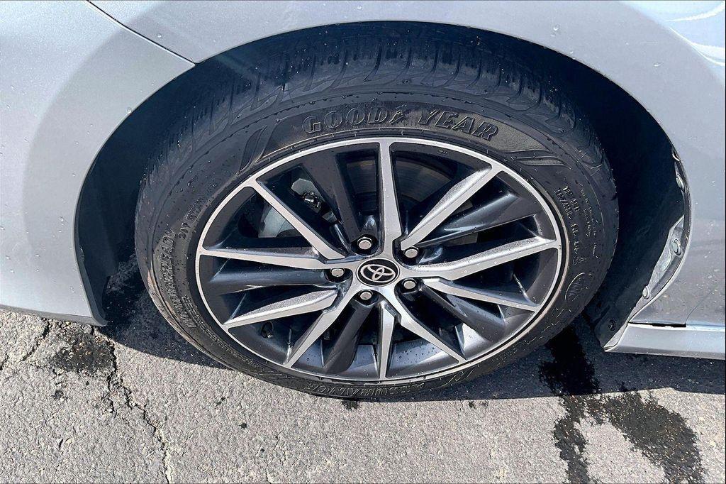 used 2021 Toyota Camry Hybrid car, priced at $28,163