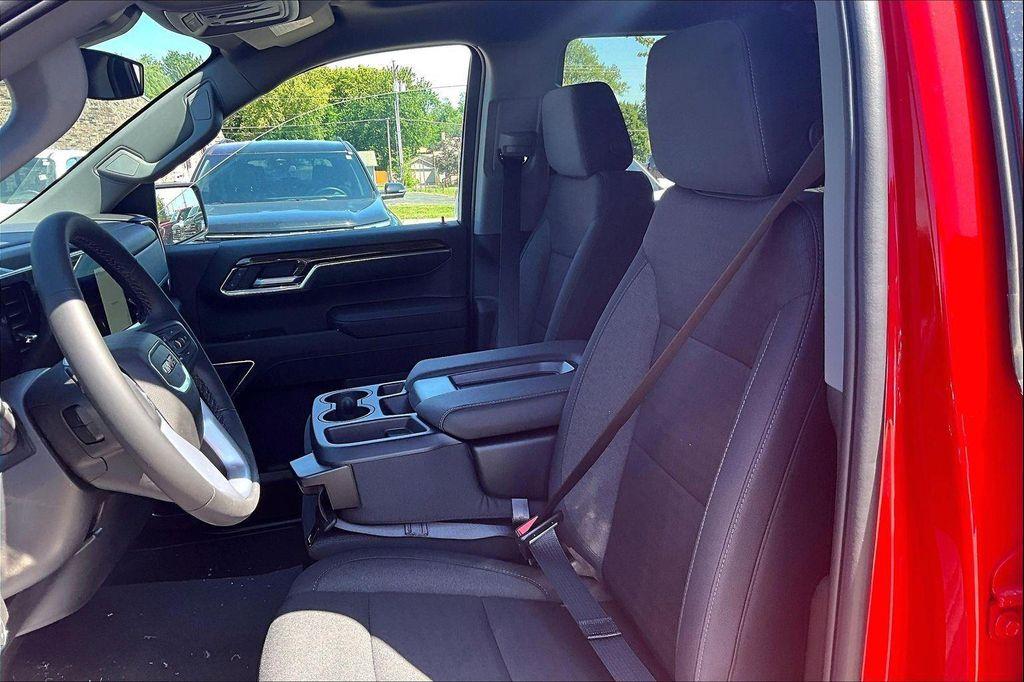 new 2026 GMC Sierra 1500 car, priced at $58,034