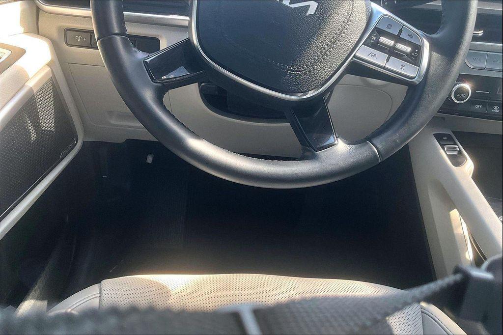 used 2024 Kia Telluride car, priced at $31,076