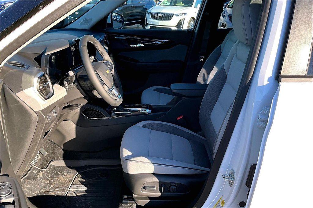 new 2026 Chevrolet TrailBlazer car, priced at $29,555