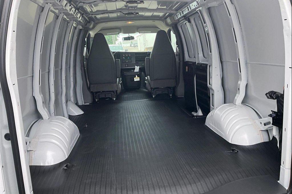 new 2026 GMC Savana 2500 car, priced at $48,355