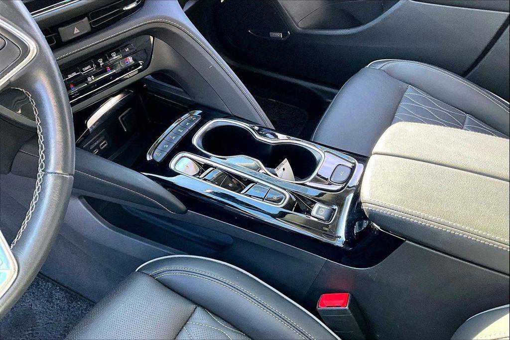 used 2023 Buick Envision car, priced at $31,129