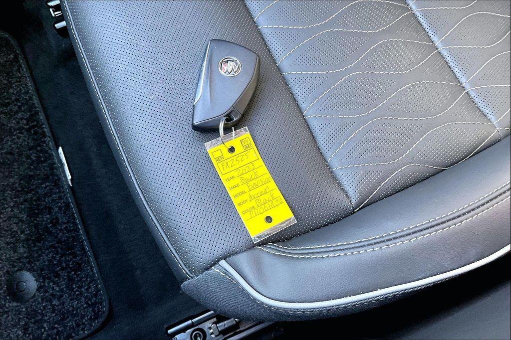 used 2023 Buick Envision car, priced at $31,129