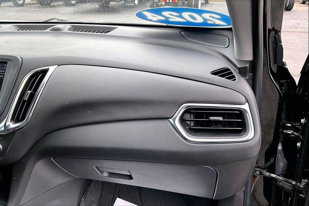 used 2024 Chevrolet Equinox car, priced at $20,916