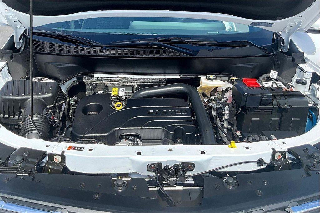 new 2026 Chevrolet Equinox car, priced at $30,795