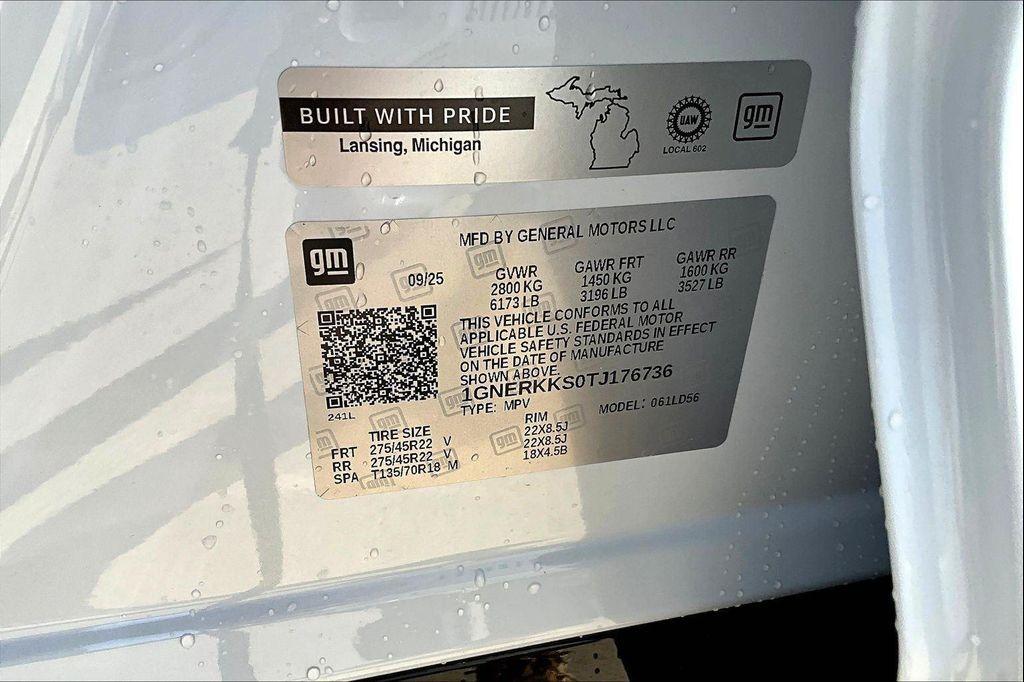 new 2026 Chevrolet Traverse car, priced at $54,990