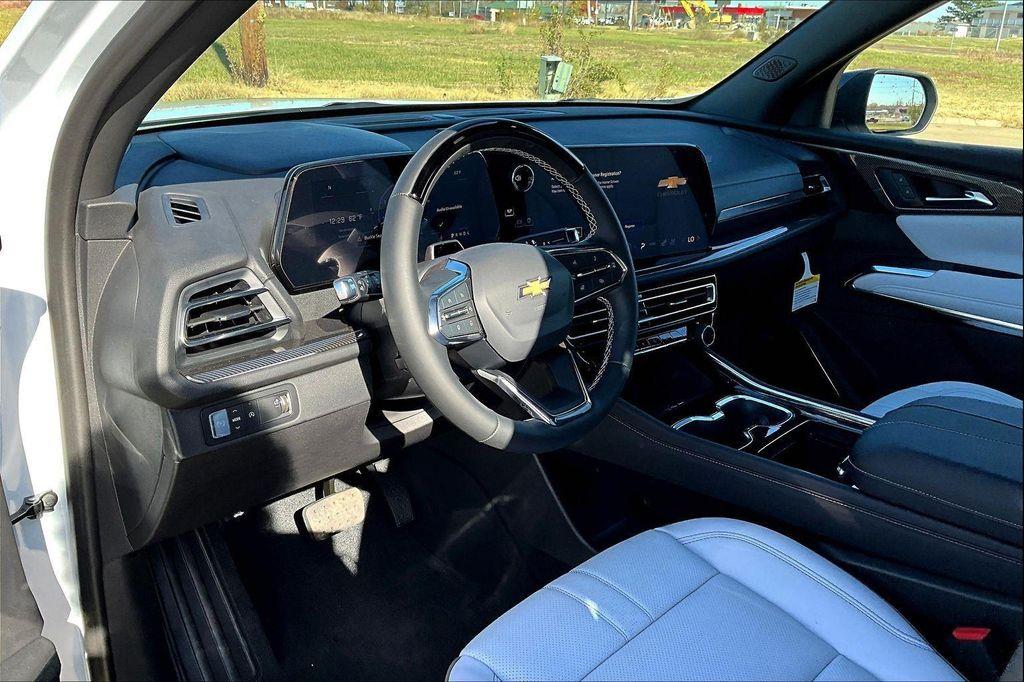 new 2026 Chevrolet Traverse car, priced at $54,990